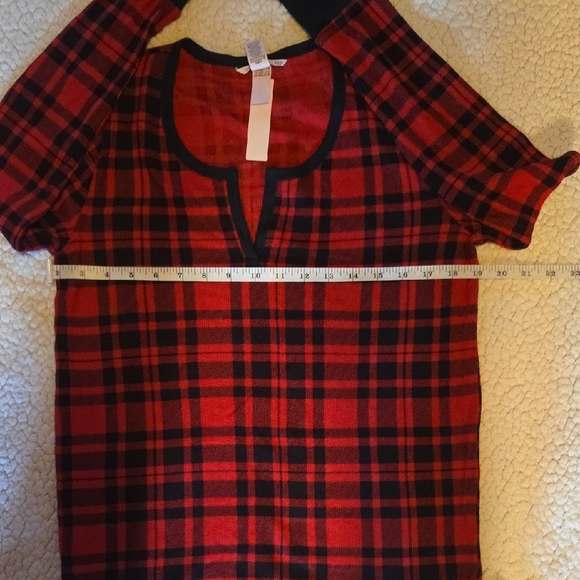 Victoria's Secret Red and Black Plaid Pajama Set - Picture 4 of 10